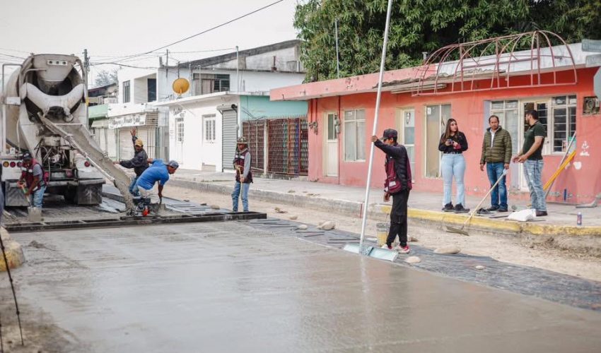 Se continúa con la rehabilitación de la calle Miguel Hidalgo